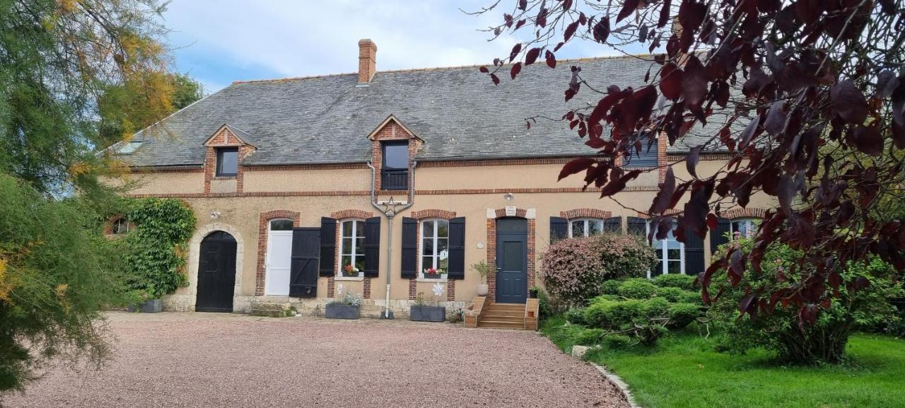 Au Nid Des Champs, Agreable Chambre D'Hotes, Proche De Chartres Dammarie  Ngoại thất bức ảnh